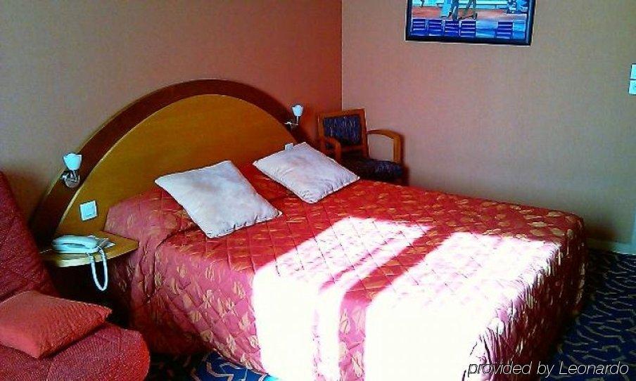 Hotel De France คานส์ ภายนอก รูปภาพ