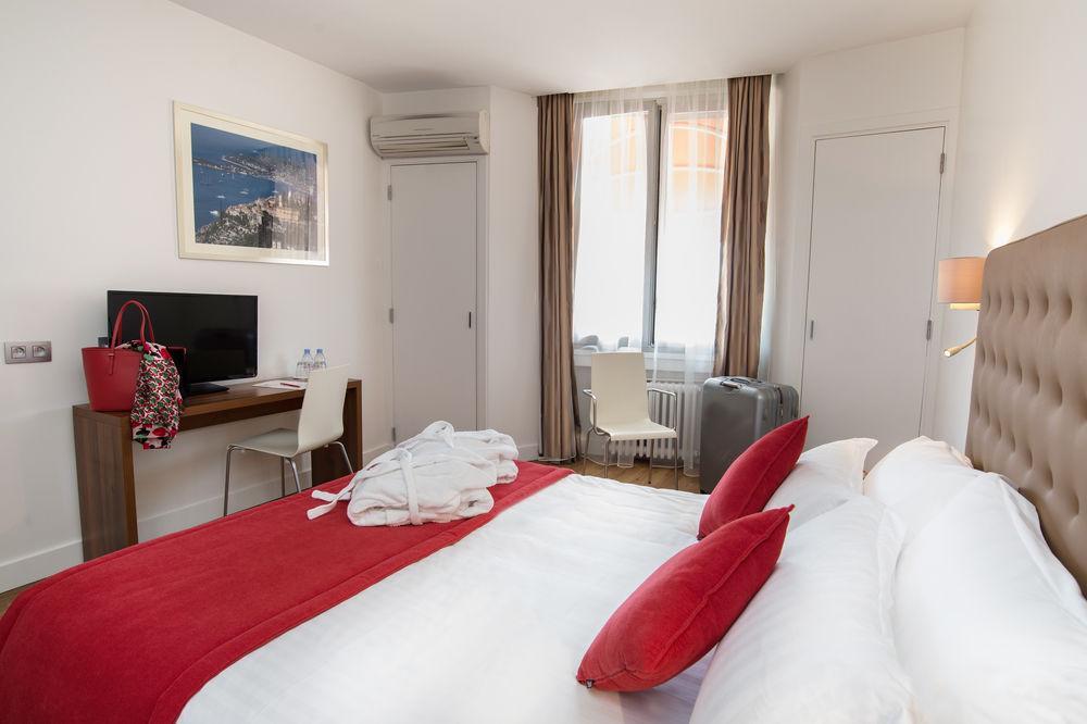 Hotel De France คานส์ ภายนอก รูปภาพ