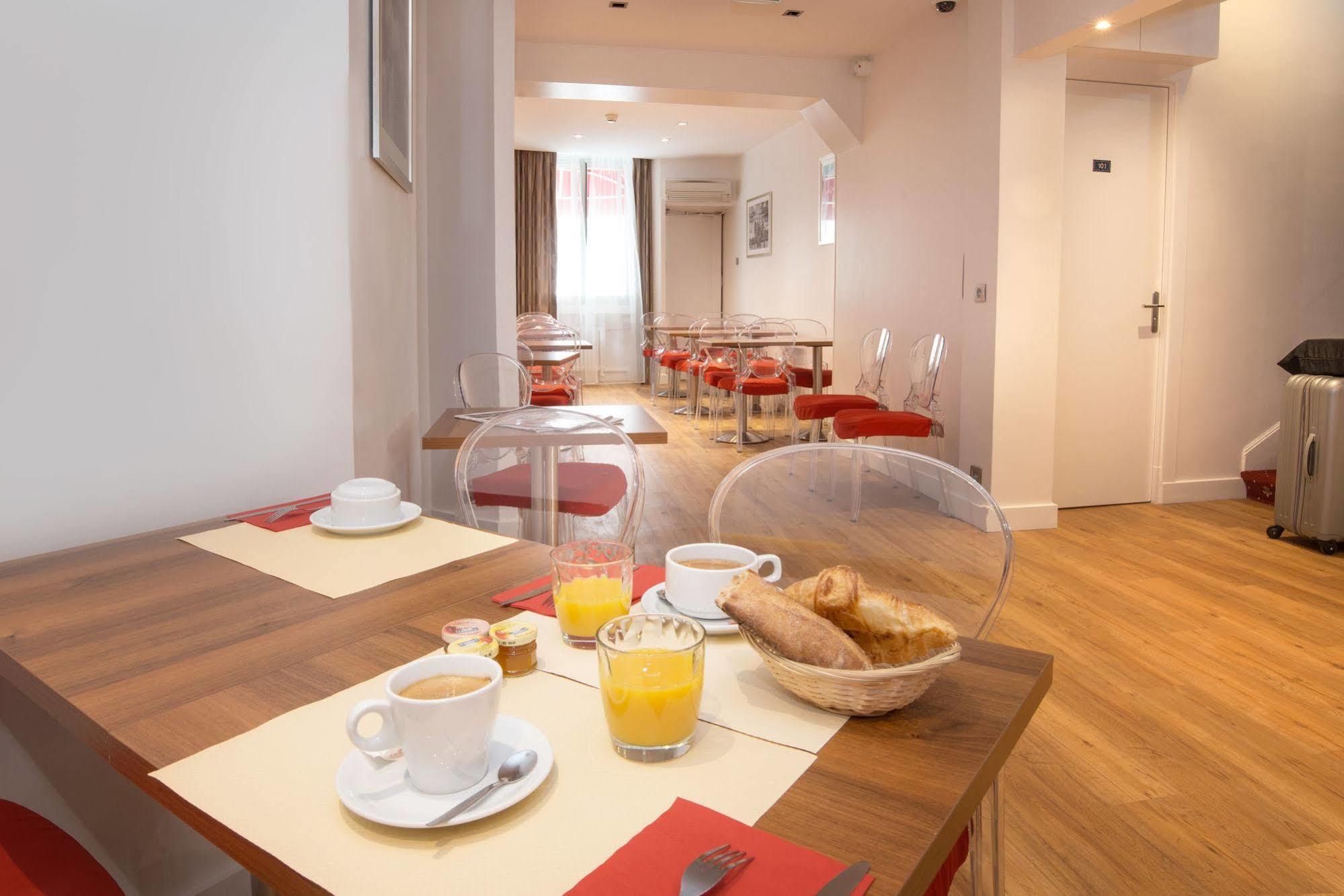 Hotel De France คานส์ ภายนอก รูปภาพ